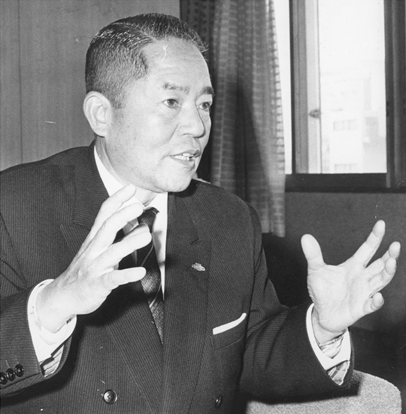 吉田忠雄